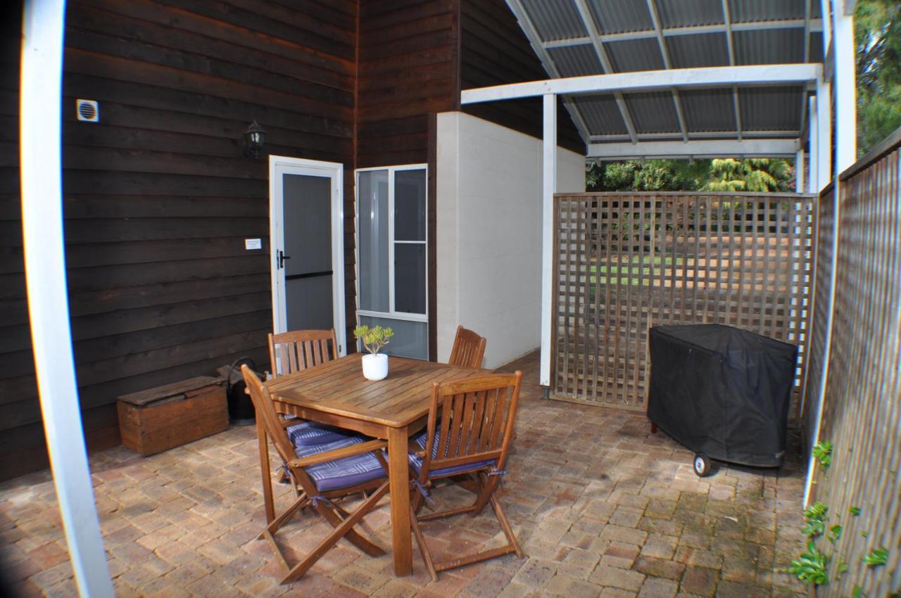 Big Brook Retreat Villa Pemberton Bagian luar foto